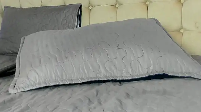 Chatroom XXX en direct de Luna_honey9
