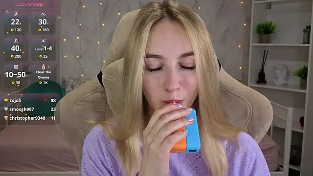 Shy_Polly live XXX chat