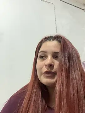 Chat XXX en directo de Hellochula777