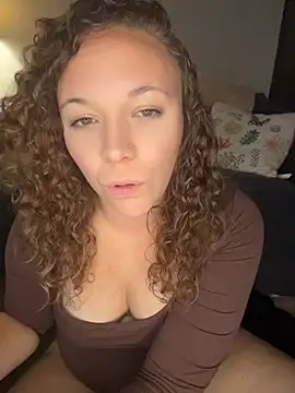 Chat XXX en directo de MistyNights