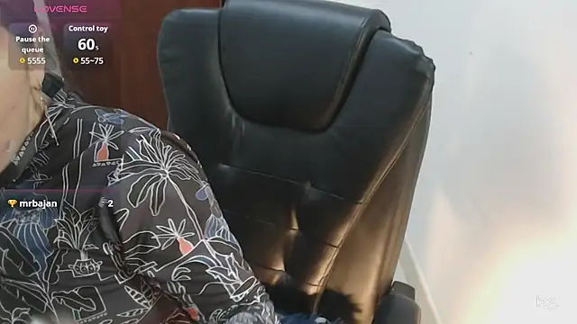 spicey_latinaのライブXXXチャット