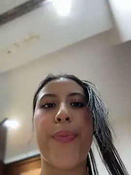 แชท XXX สดของ Juanita-Diaz