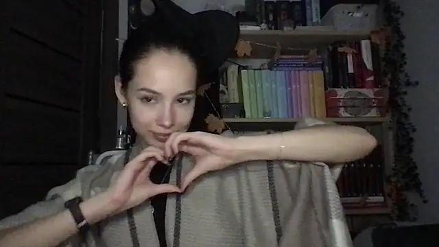 Yuna5343's Live XXX Chat