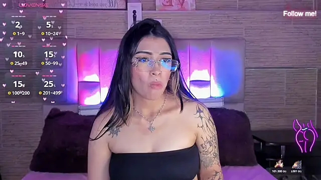 mia_devine_'s Live XXX Chat