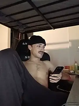 Jbenz420 Chat XXX in diretta