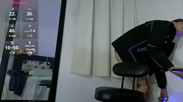 XXX chat uživo modela Thomasjons_