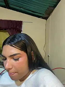 VeronicaSaenzx Chat XXX in diretta