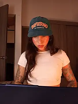 عرض كام valeriahornier