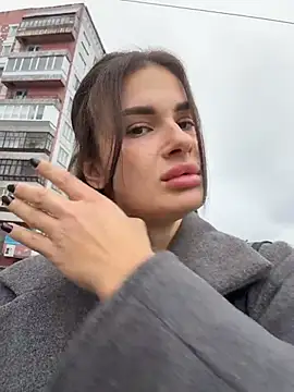 MiraReach Live XXX Chat