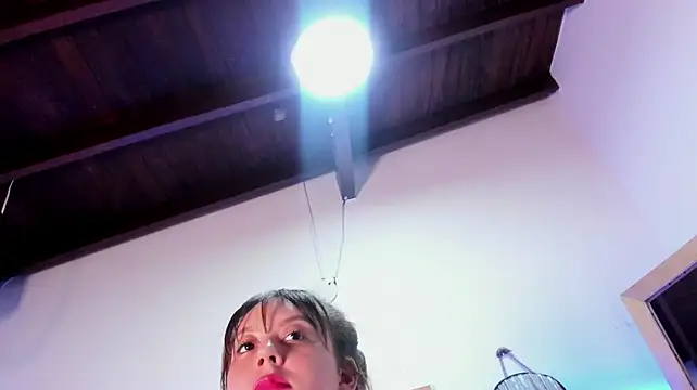 XXX chat uživo modela Alannaa_flowers