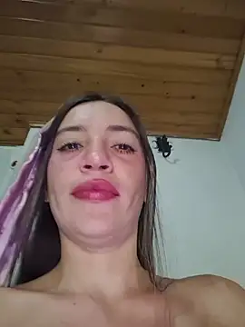 loveuu-bae XXX чат на живо