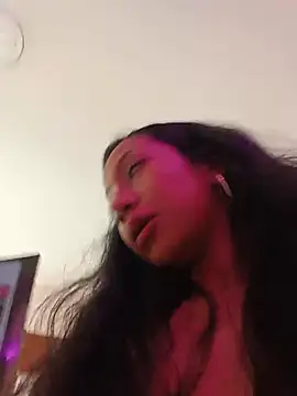 IssaBell1 Live XXX-chat