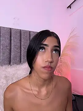 bellaa_roosse's Live XXX Chat