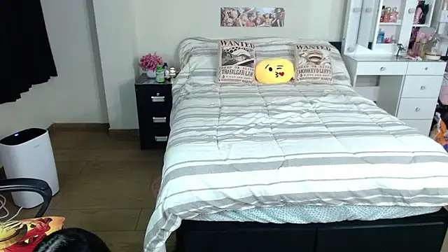 kittykat18xのライブXXXチャット