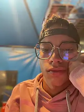 Andres_boy252 – Naživo XXX chat
