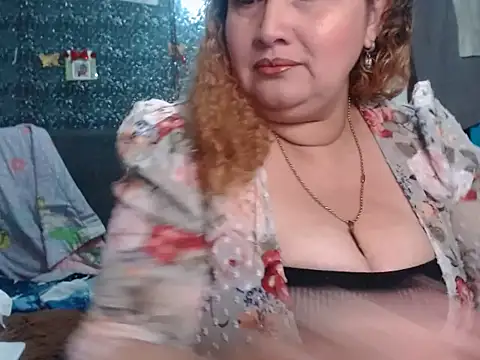 XXX chat uživo modela Perla1981--