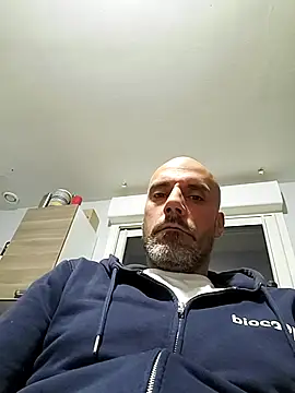 Chat +18 de Bitechaude4 ao vivo
