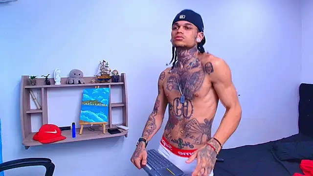 hot_man05: διαδικτυακό σόου στην κάμερα