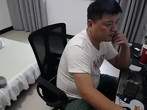zhang1118 Adlı Modelin Canlı XXX Sohbeti