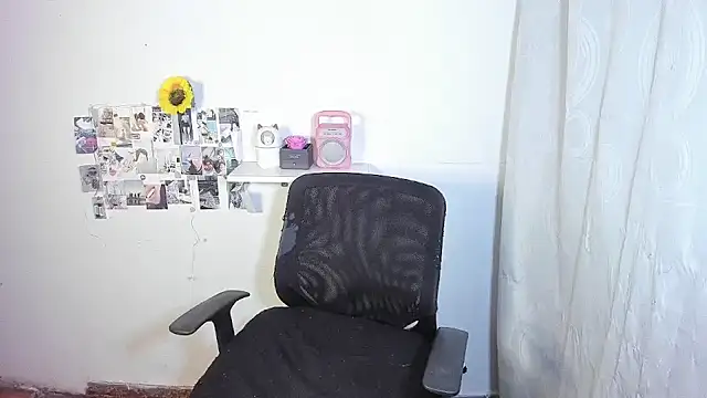 دردشة Conie_Squirtt الجنسية المباشرة