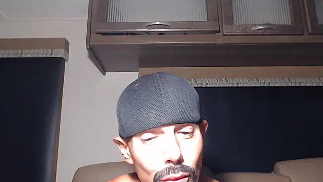 Chat XXX en directo de ThickD2C