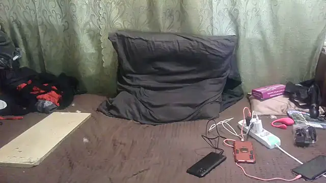 IngaQAce Adlı Modelin Canlı XXX Sohbeti