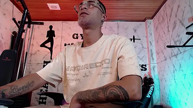 Chatroom XXX en direct de DrakeNeumann