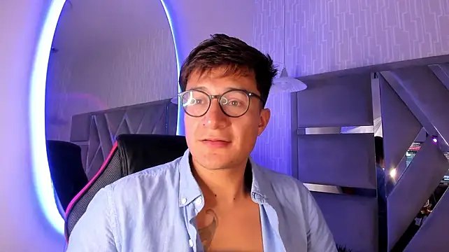 Chat XXX ao vivo de Hassbyd