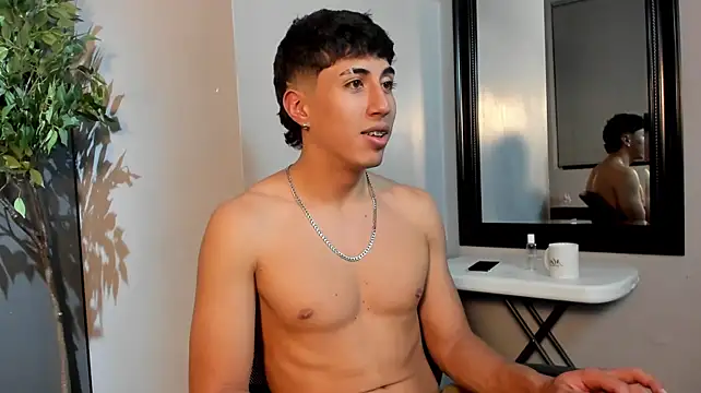 Chat +18 de Gerard_evans_ ao vivo