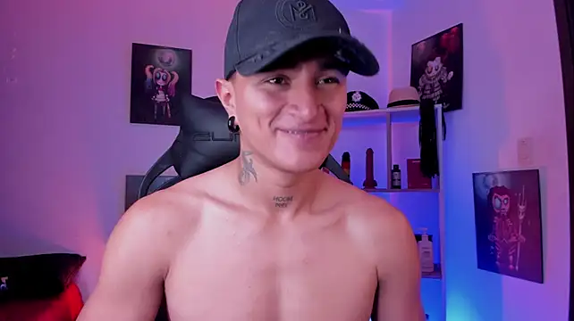 LiamDeeps 即時 XXX 聊天