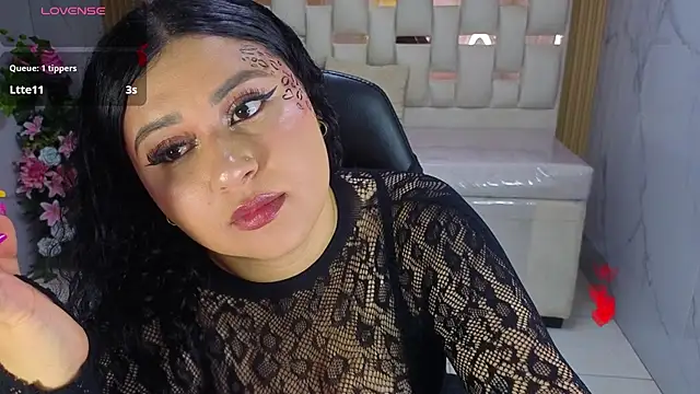 Zarath_tf's Live XXX Chat