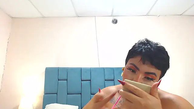 LeahMillerr's Live XXX Chat