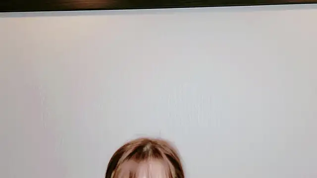 MIYU_CHANNELのライブXXXチャット