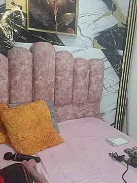 Kazsandraa 现场XXX聊天