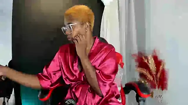 Chat XXX en directo de connywellss