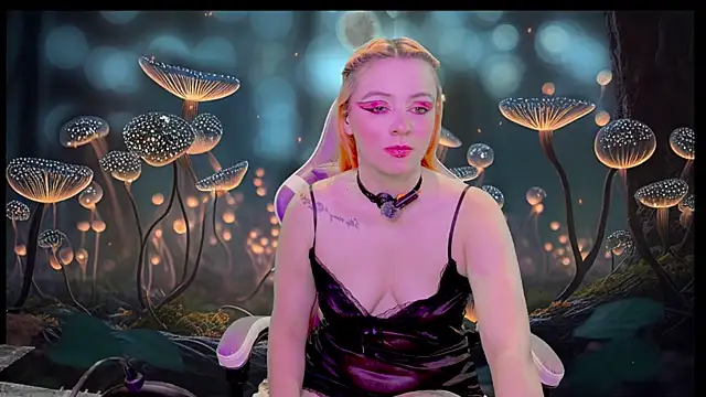 צ'אט XXX בשידור חי של Miss-Mia07