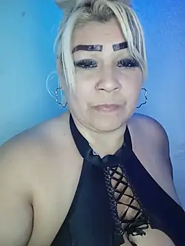 BonniAdams live XXX chat