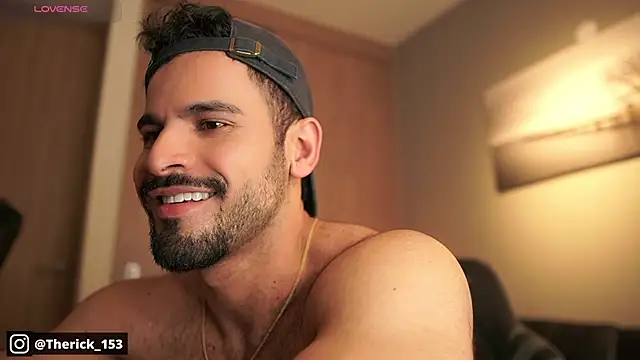 XXX chat uživo modela Rick__Smith153