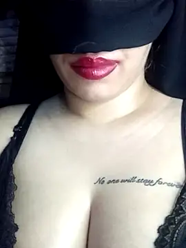 Zouzou_sexy's Live XXX Chat
