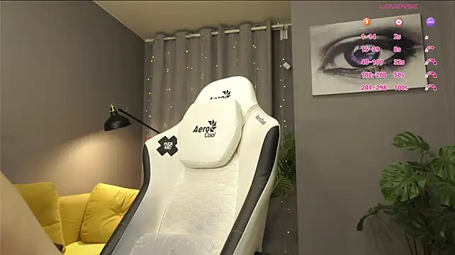 Megany's Live XXX Chat