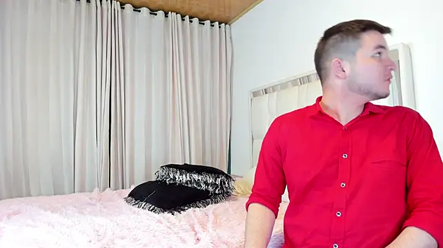 CameronyMartinn Chat XXX in diretta
