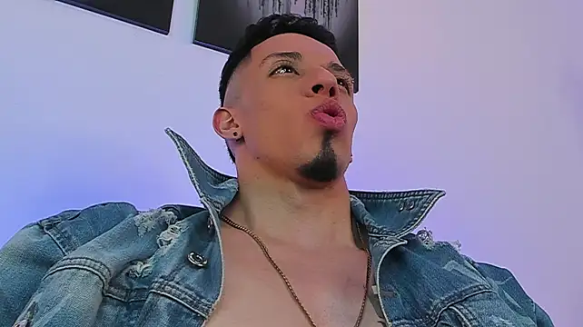 Angelo_Varek webcam show
