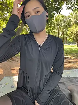 XXX chat uživo modela Nini_11