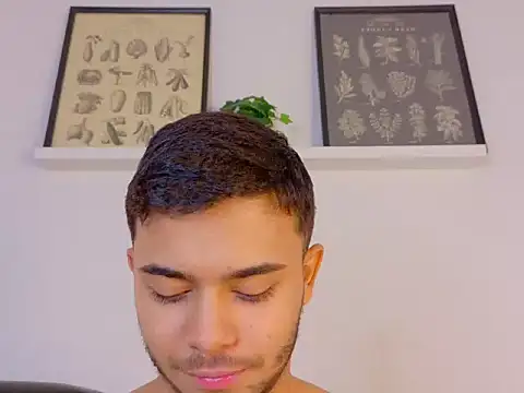 TylerWest_ 现场XXX聊天