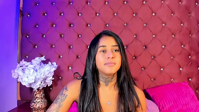 Chatroom XXX en direct de milly_print