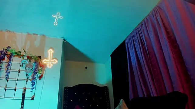 Chat XXX en directo de Midory_6