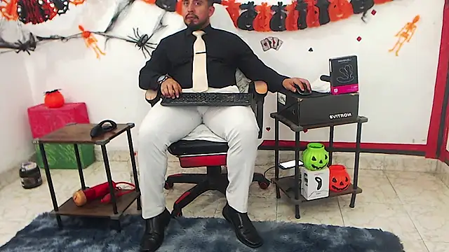 KalethBigDick élő XXX-chatje