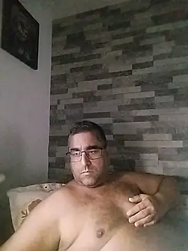 ADRIAN_ADI40n Live XXX chat