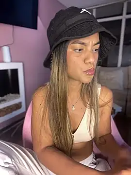AngelPinkk_ Chat XXX live