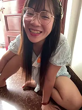 -Lyly_69 现场XXX聊天